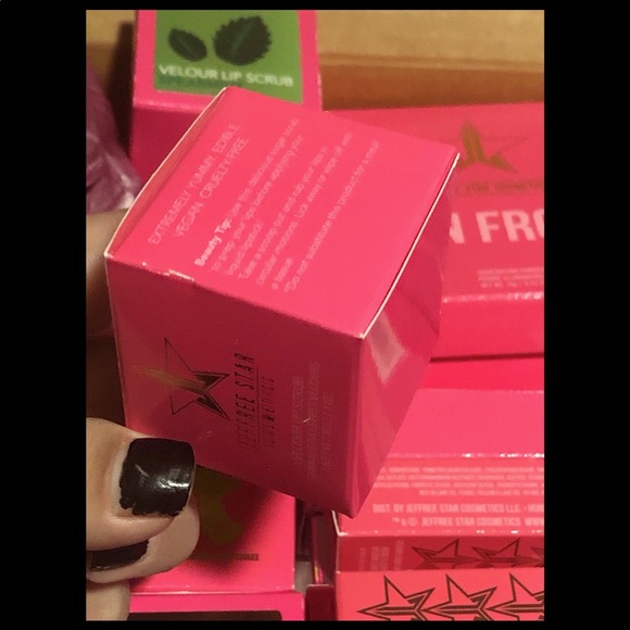 Jeffree Star 1st Release Mojito Lip Scrub! - Picture 11 of 16